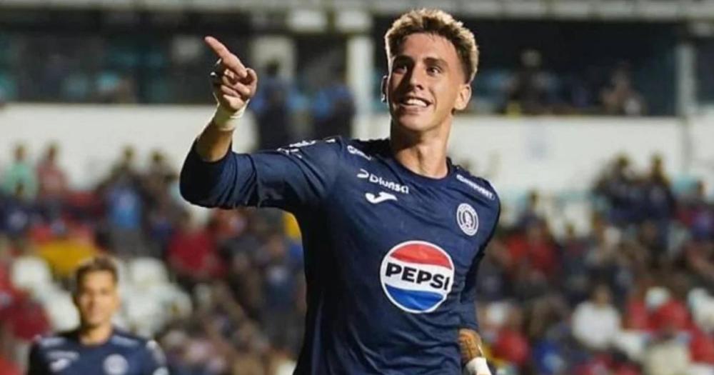 Rodrigo Auzmendi el apuntado