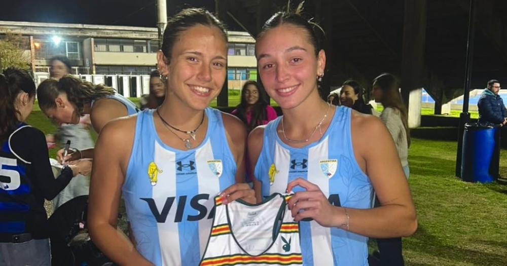 Musari y Di Santo con la camiseta de Lomas