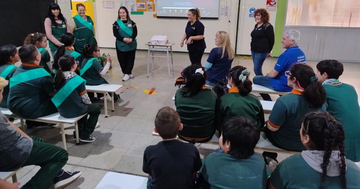 Por segunda vez van a visitar escuelas que trabajan sobre la temtica