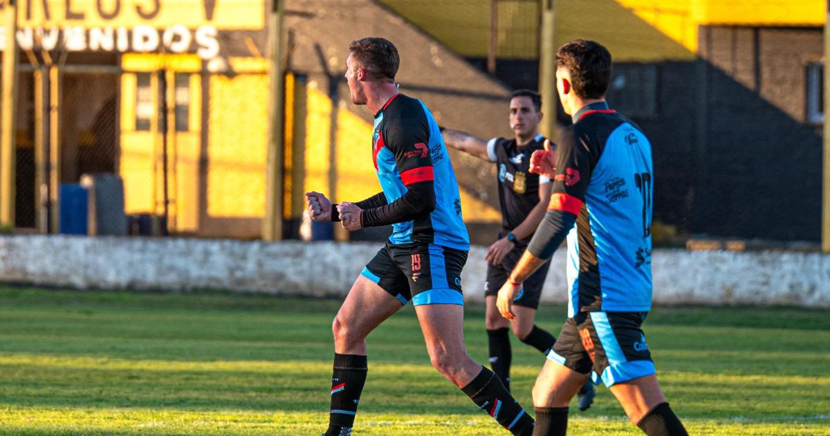 El delantero todavía sueña con lograr el ansiado regreso a la Primera Nacional con Brown