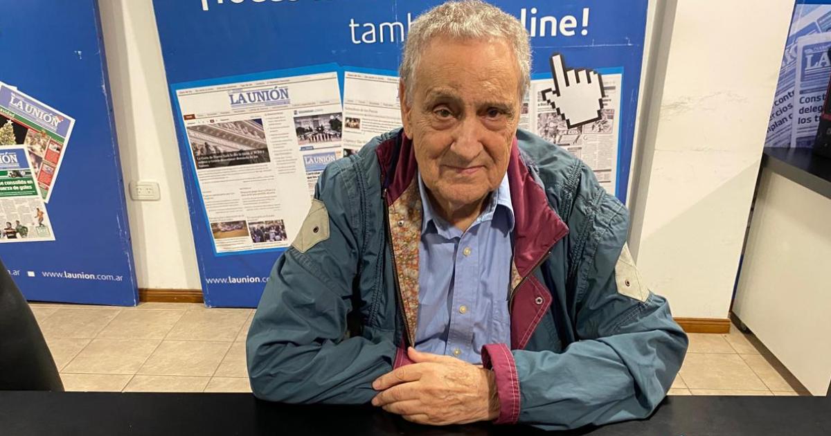 Omar Bacchi el afilado letrista del tango que suentildea en grande