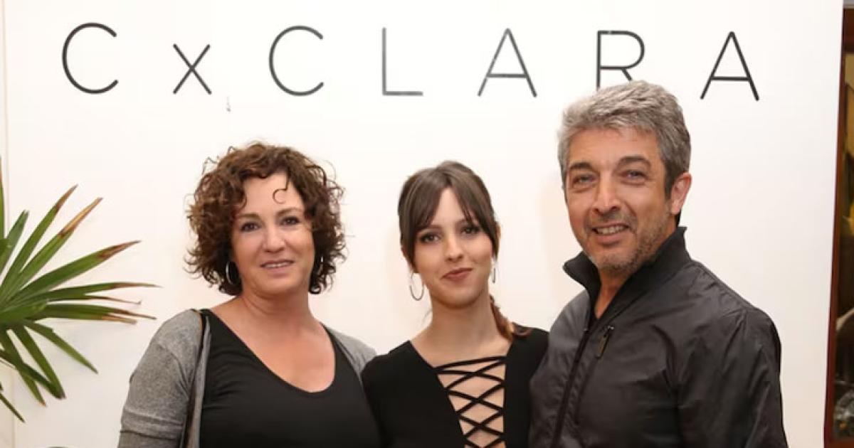 Clara Darín con sus paps