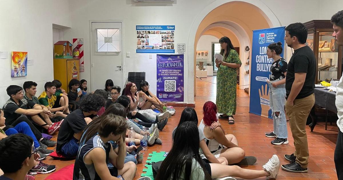 Un espacio para formarse debatir y tender redes entre juventudes