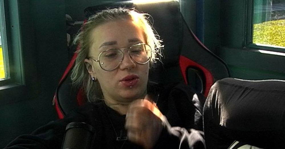 Katia hace planes en Gran Hermano