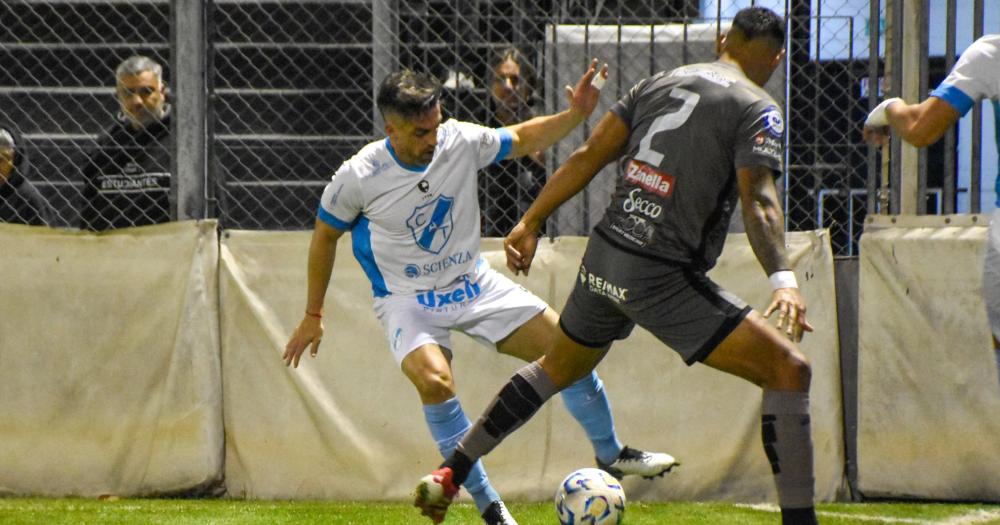 Temperley repartioacute puntos con Estudiantes en un deslucido partido