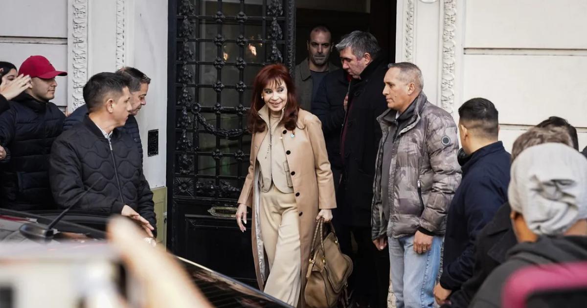 Oposicioacuten y sindicatos apoyan a Cristina- iquestse va a un paro