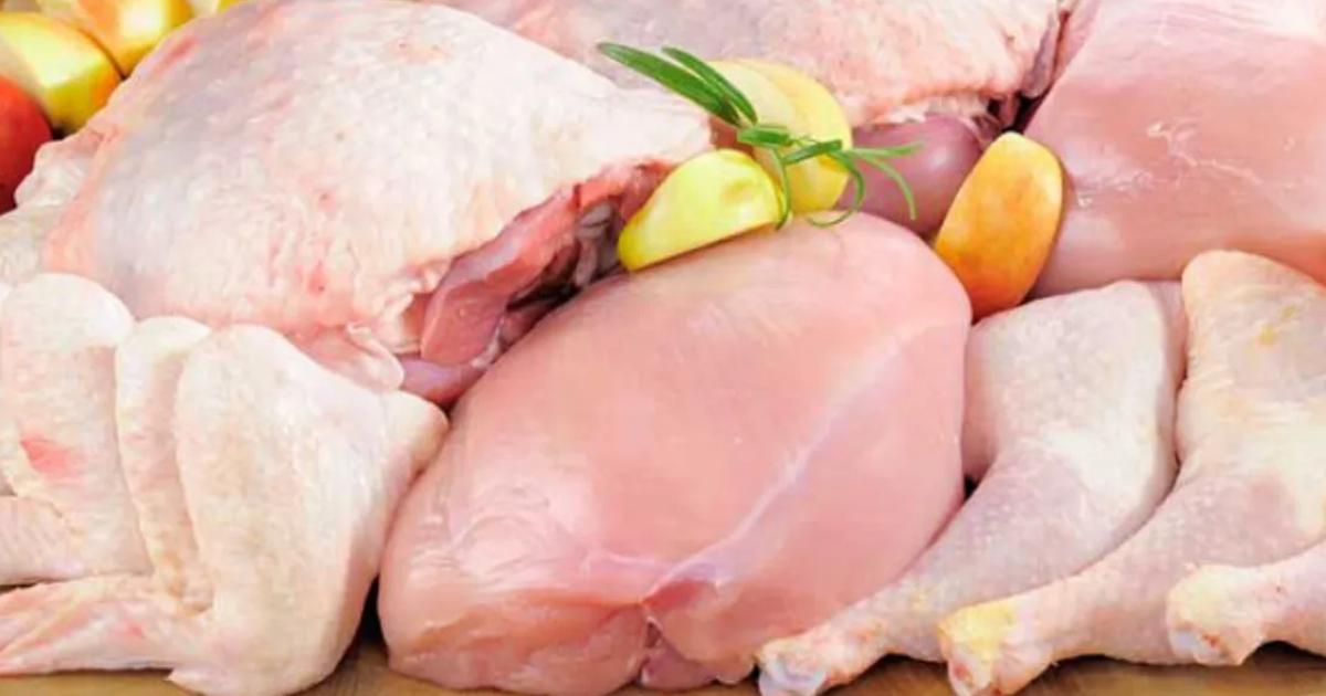 Que el mercado se regule soacutelo- volvioacute a subir el precio del pollo