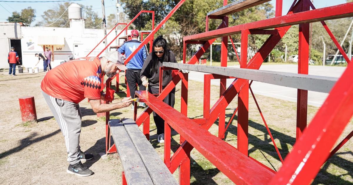 Habr trabajos de pintura limpieza y reparaciones