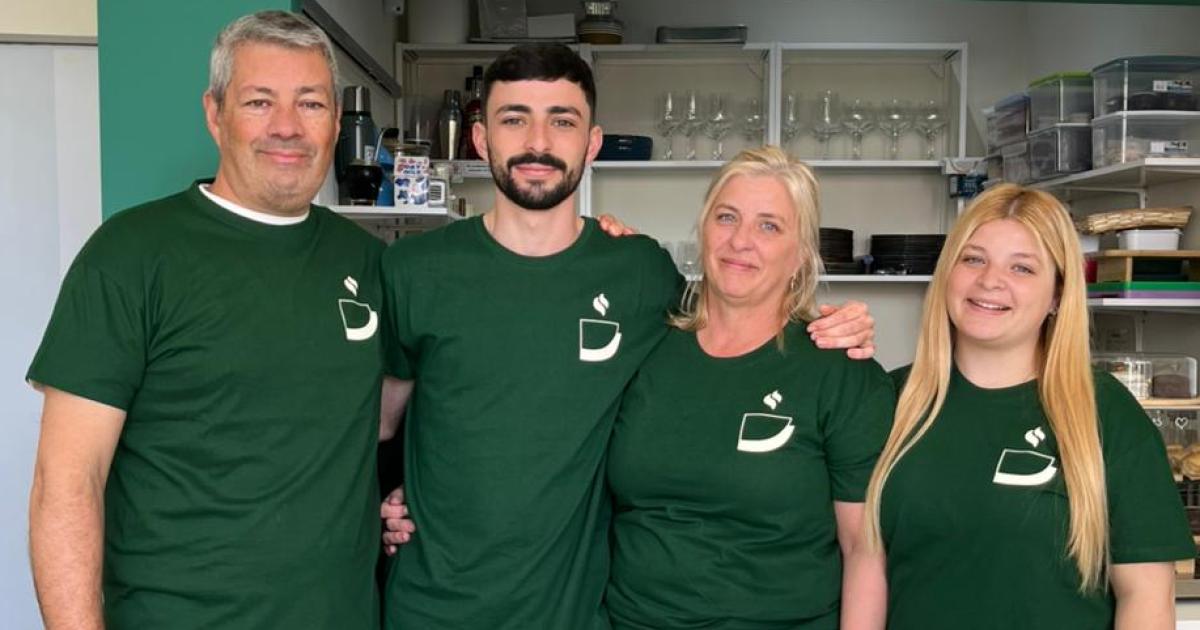 Junto a su familia con quien decidió ser parte de esta experiencia