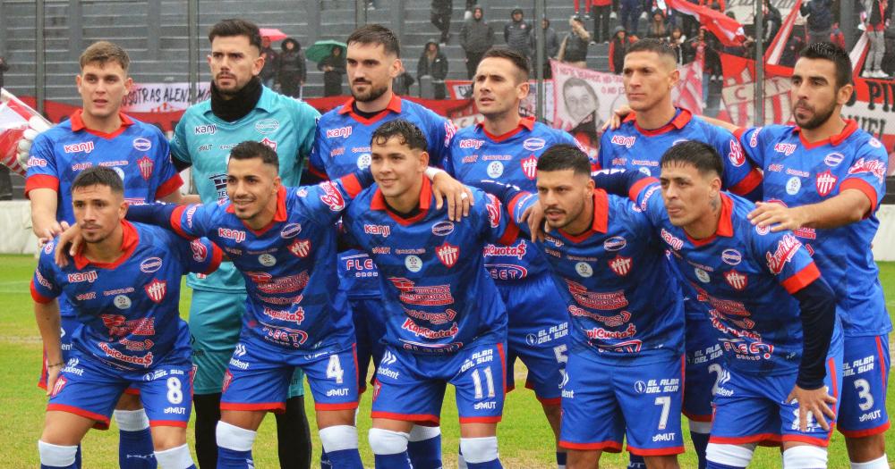 Talleres no levanta cabeza y Malvacio se fue expulsado en su reestreno con la camiseta albirroja