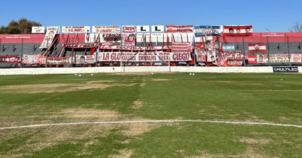 El campo de juego del estadio de Talleres