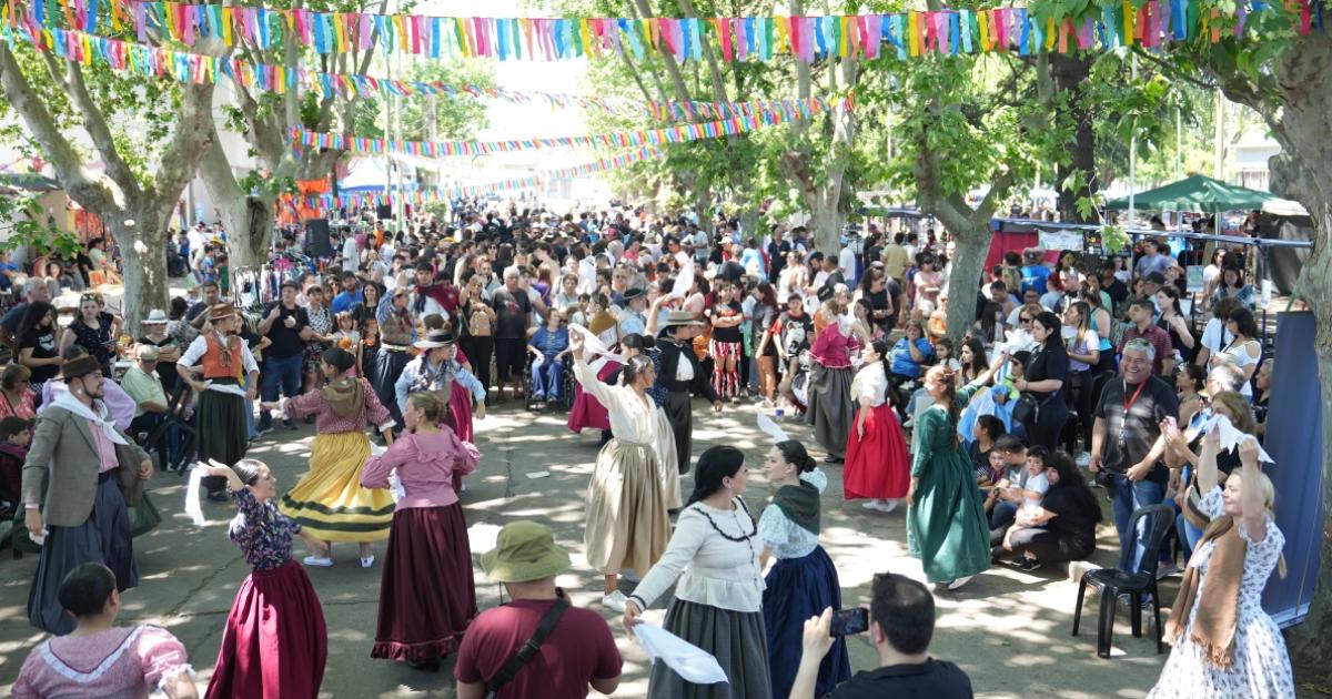 El Municipio organiza los festejos en 11 localidades de Lomas