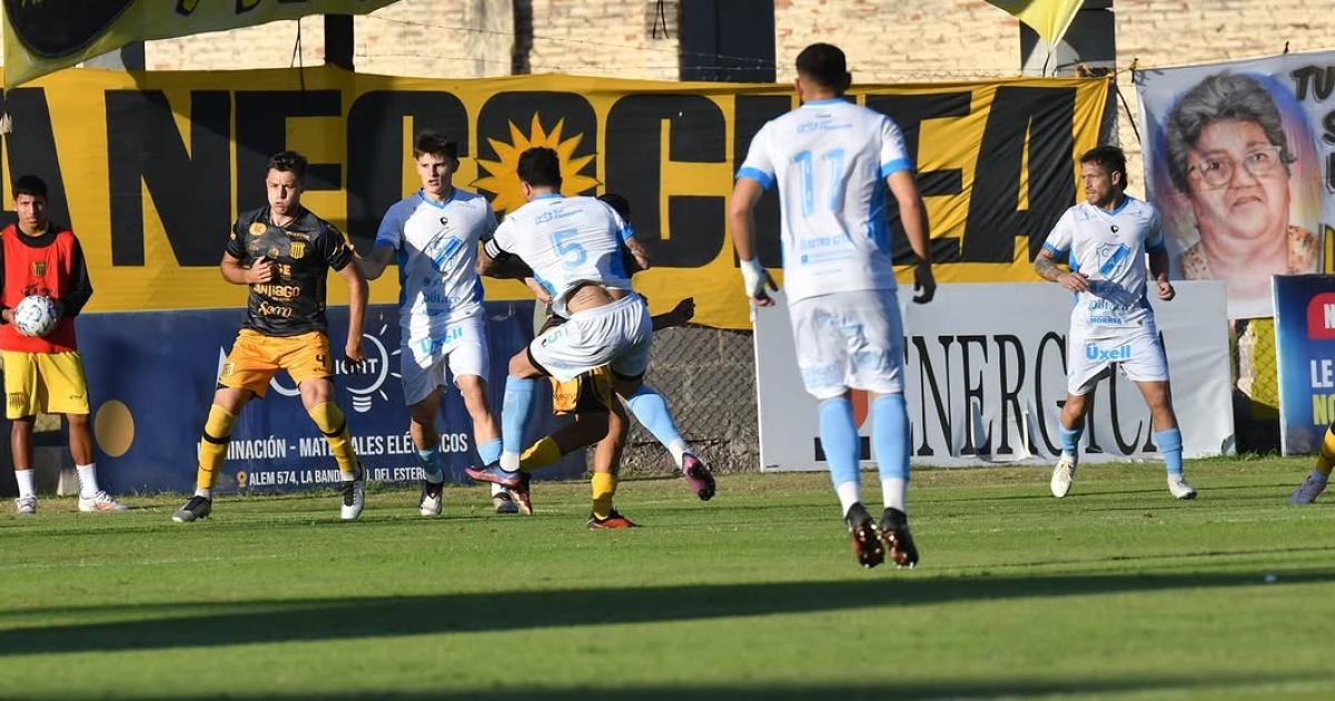 Arregui lucha en el mediocampo