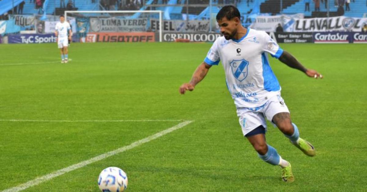 Temperley se ilusiona de la mano de Esparza para alcanzar el reducido