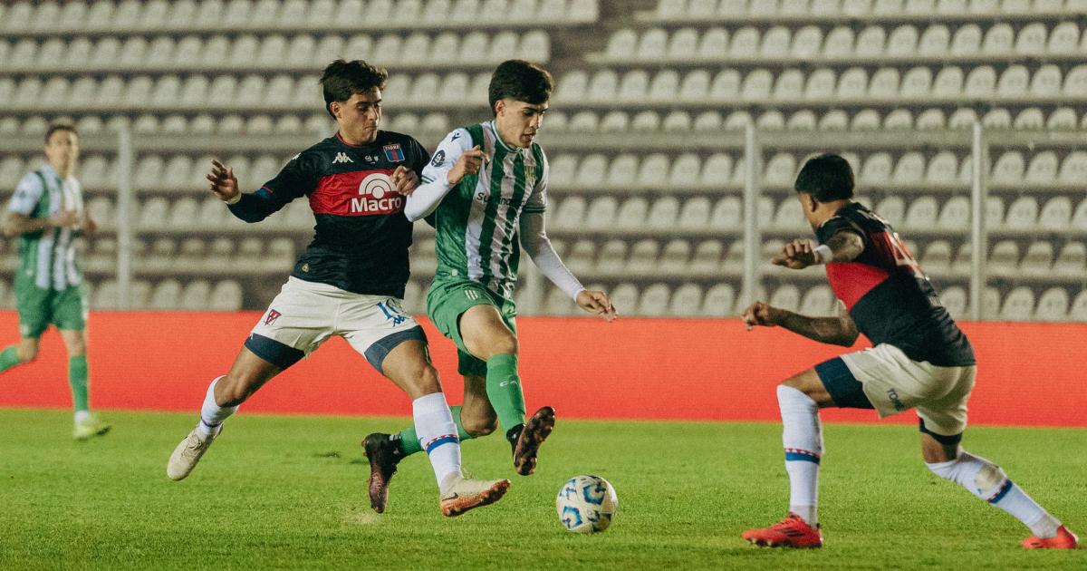 Banfield no pudo con Tigre y sufrió un nuevo golpe