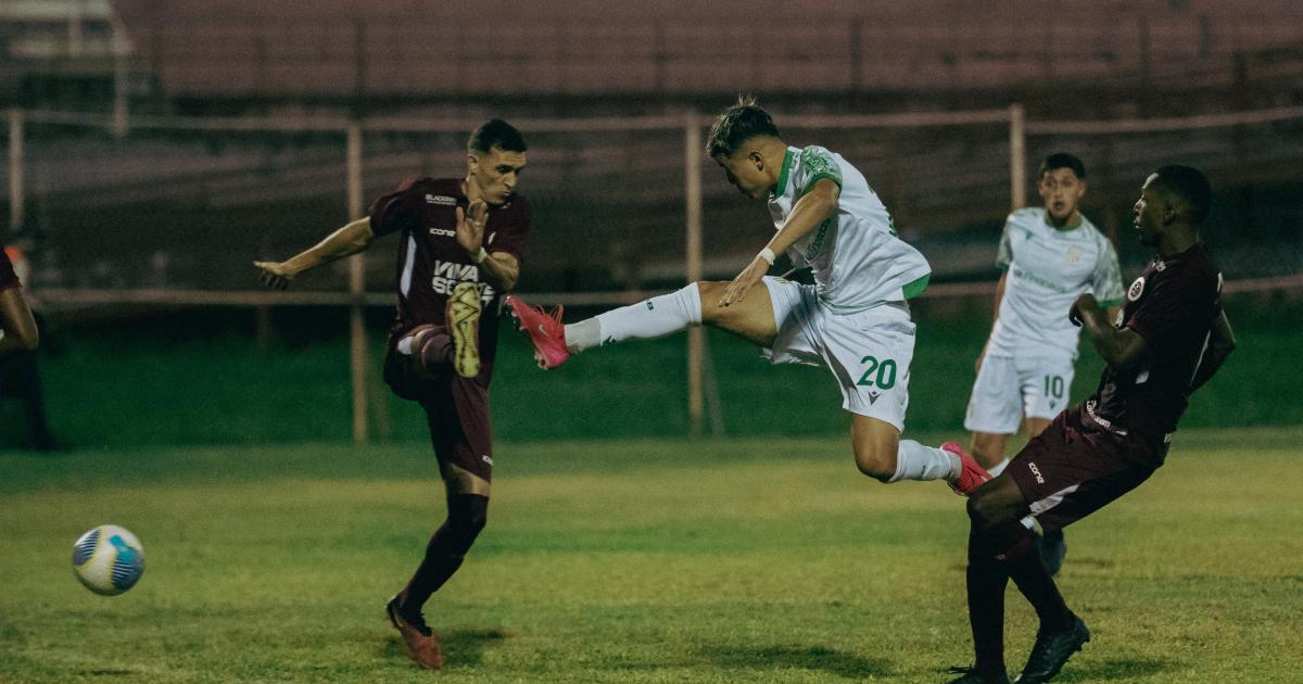 Así definió Adoryan para darle el triunfo a Banfield en la Vitoria Cup
