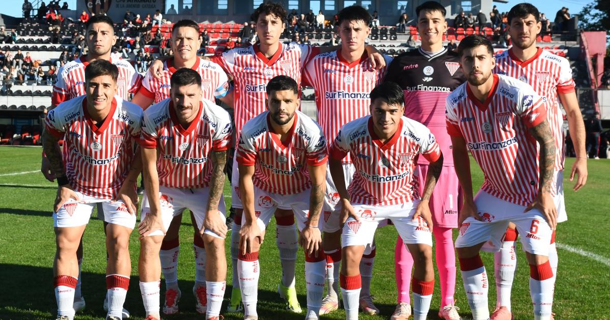 Los Andes tiene cuatro futbolistas al límite de amarilla