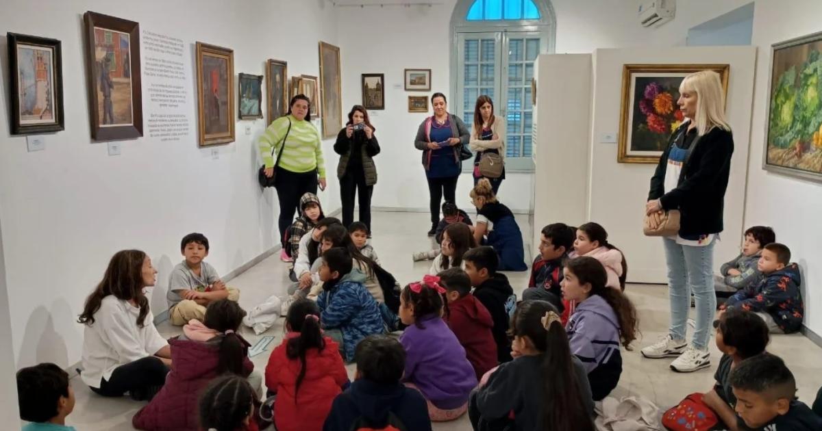 Las visitas para niños y niñas finalizan con actividades artísticas