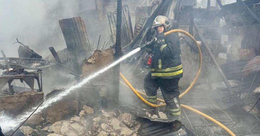 Los Bomberos de Lomas trabajaron durante tres horas