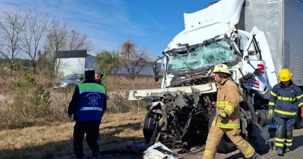 Así quedó el camión tras la tragedia