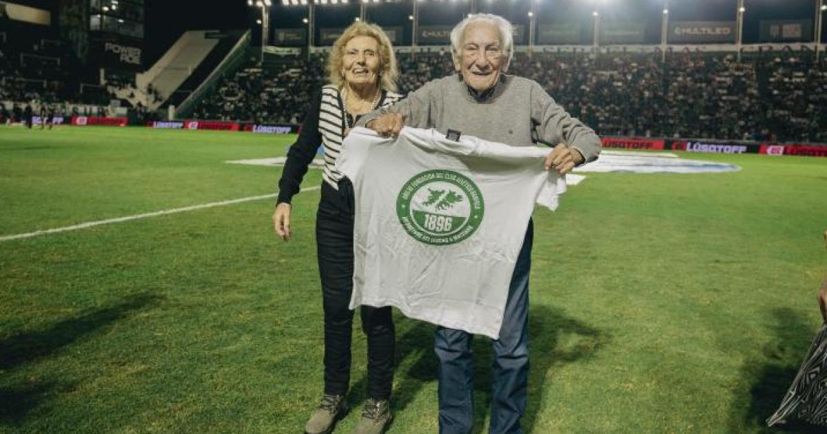 Dalal Massad mamaacute de una familia llena de amor por Banfield y la Patria