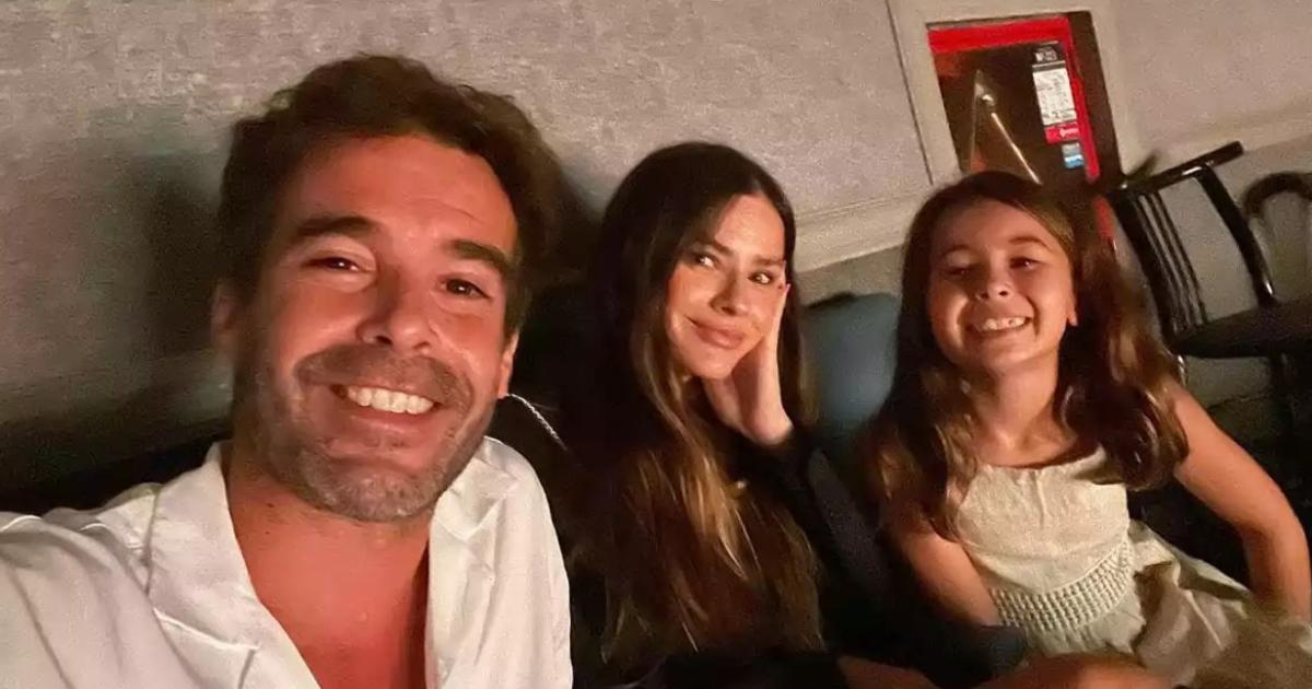 Nicols Cabré la China Surez y Rufina