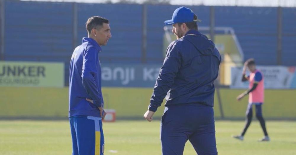 Ángel Di María y el lomense Telechea en un día de trabajo en Central