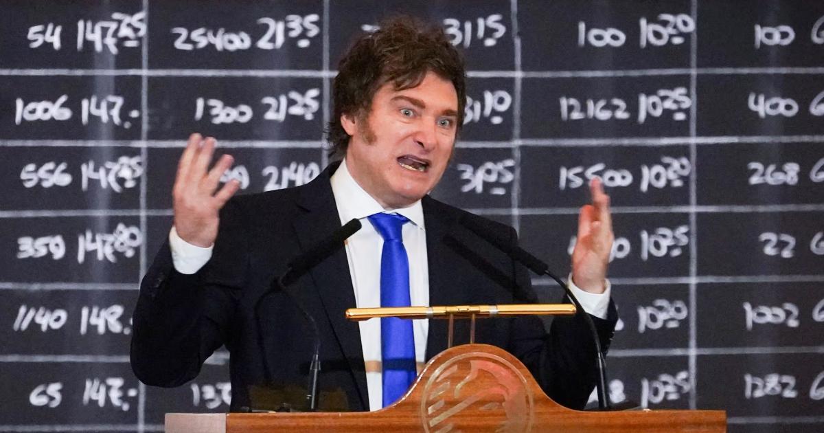 Se multiplican las críticas a Javier Milei por el veto al aumento jubilatorio
