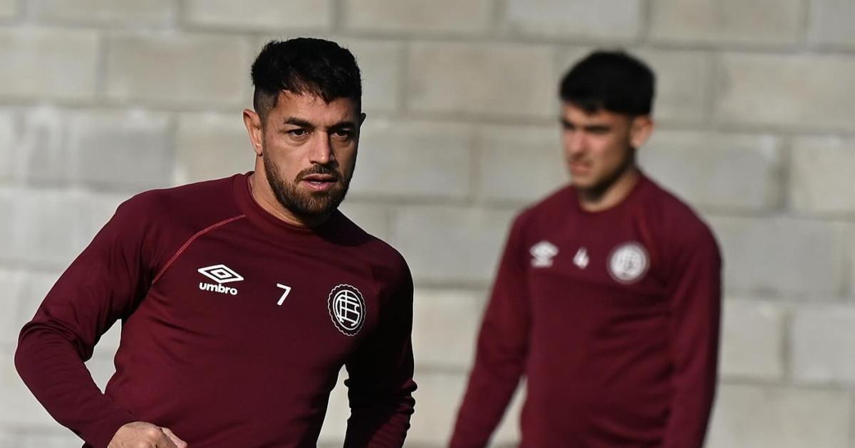 Lautaro Acosta filoso contra el rbitro