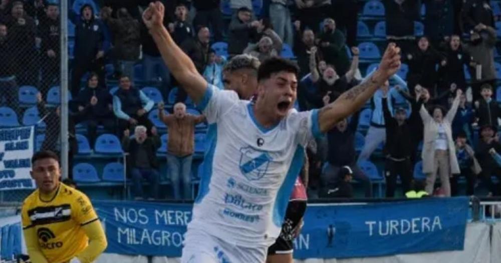 El jugador surgido de las inferiores de Temperley quiere consolidarse en Primera