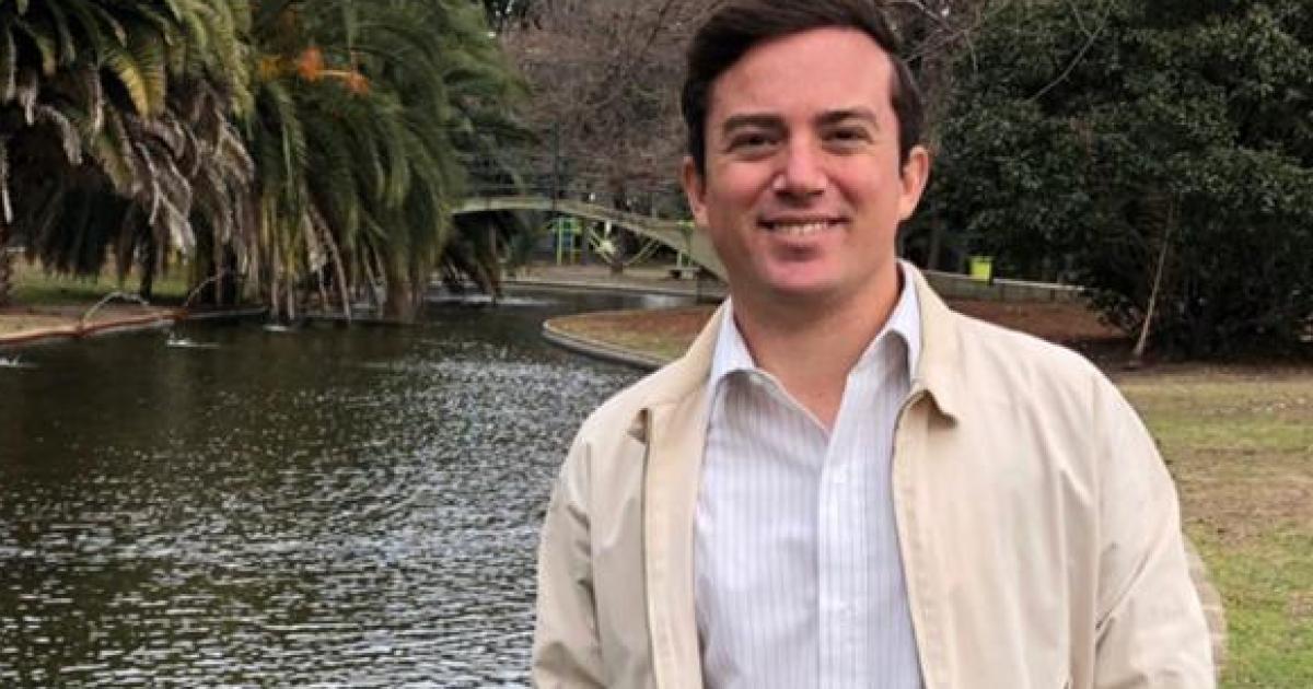 Hace 15 años que es actor y ha participado en innumerables ficciones