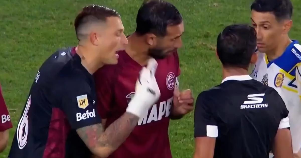 El gesto de Di María y el reclamo de todo Lanús contra Merlos