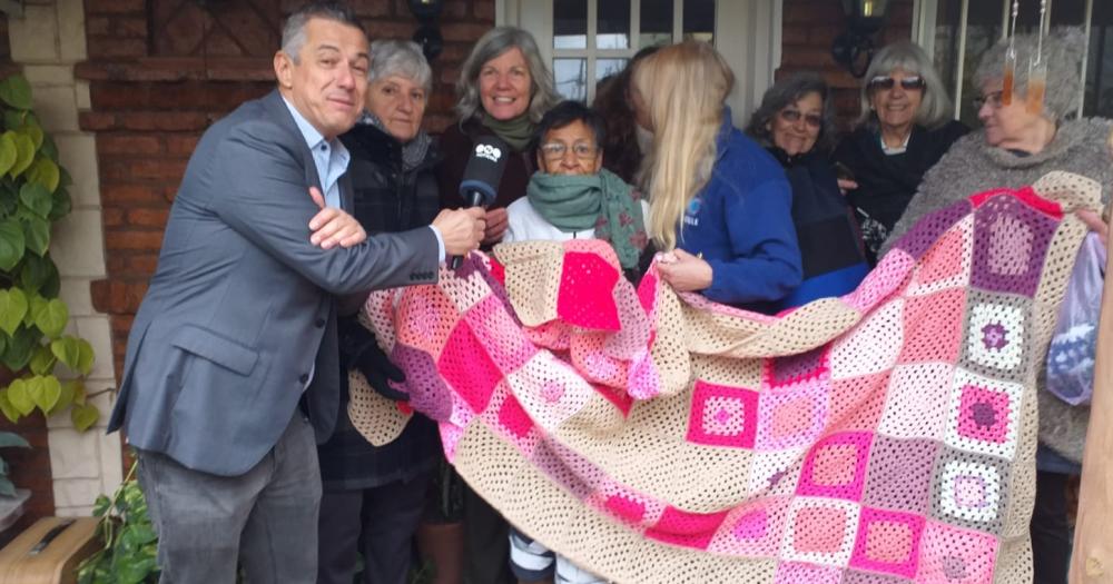 Las tejedoras y las costureras juntas por los chicos del hospital