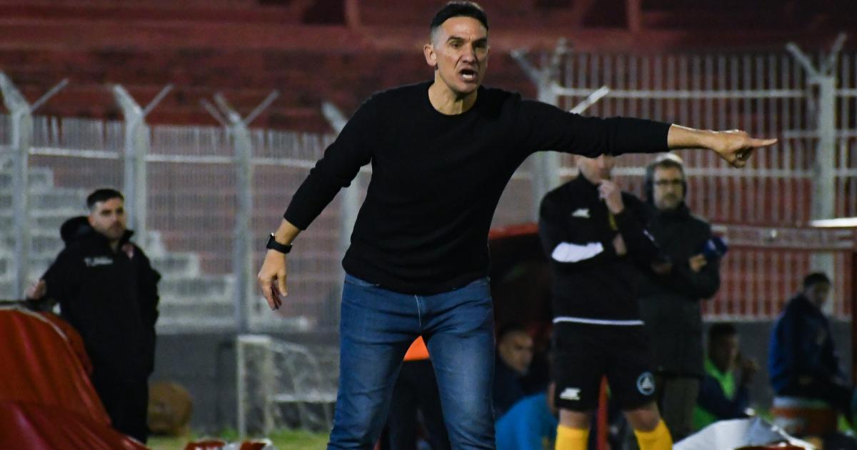 Lemos reconoció la entrega del equipo