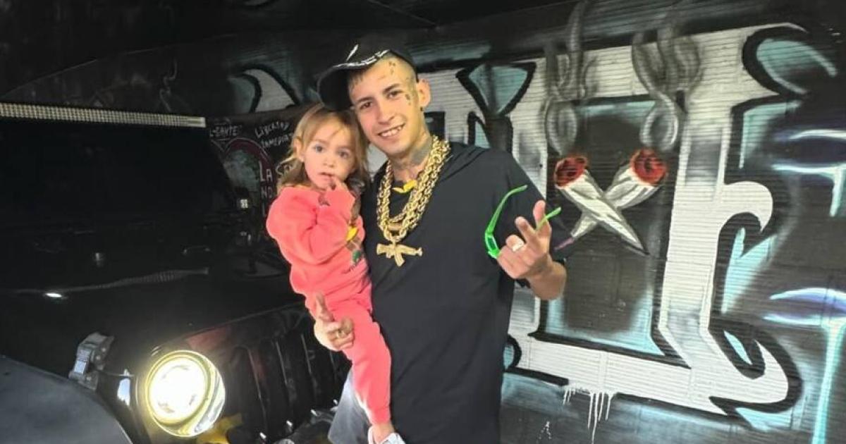 L-Gante y su hija Jamaica