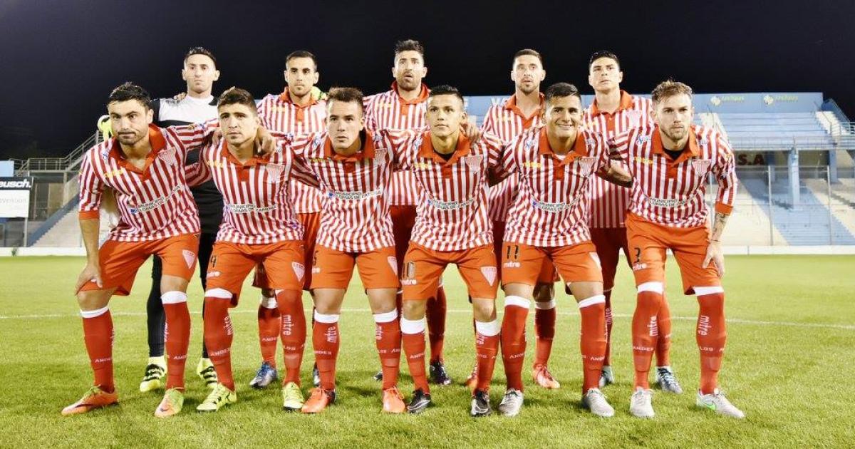 Álvarez Surez jugó en Los Andes en la temporada 2017-2018