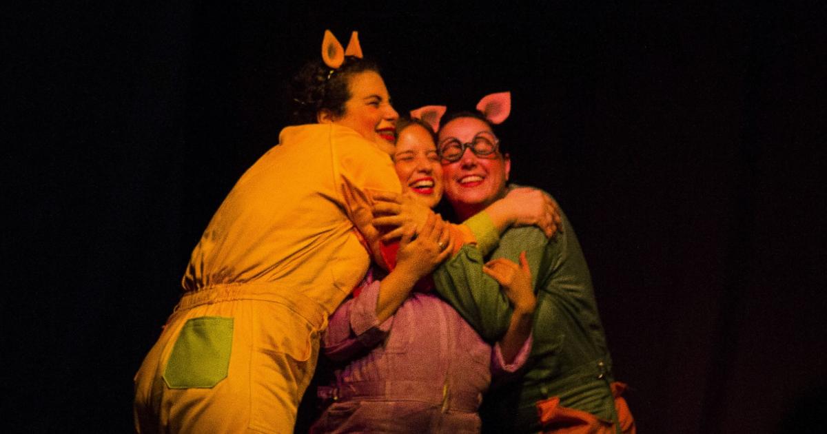 Los tres chanchitos en Las Nobles Bestias