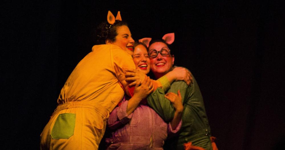 Los tres chanchitos en Las Nobles Bestias