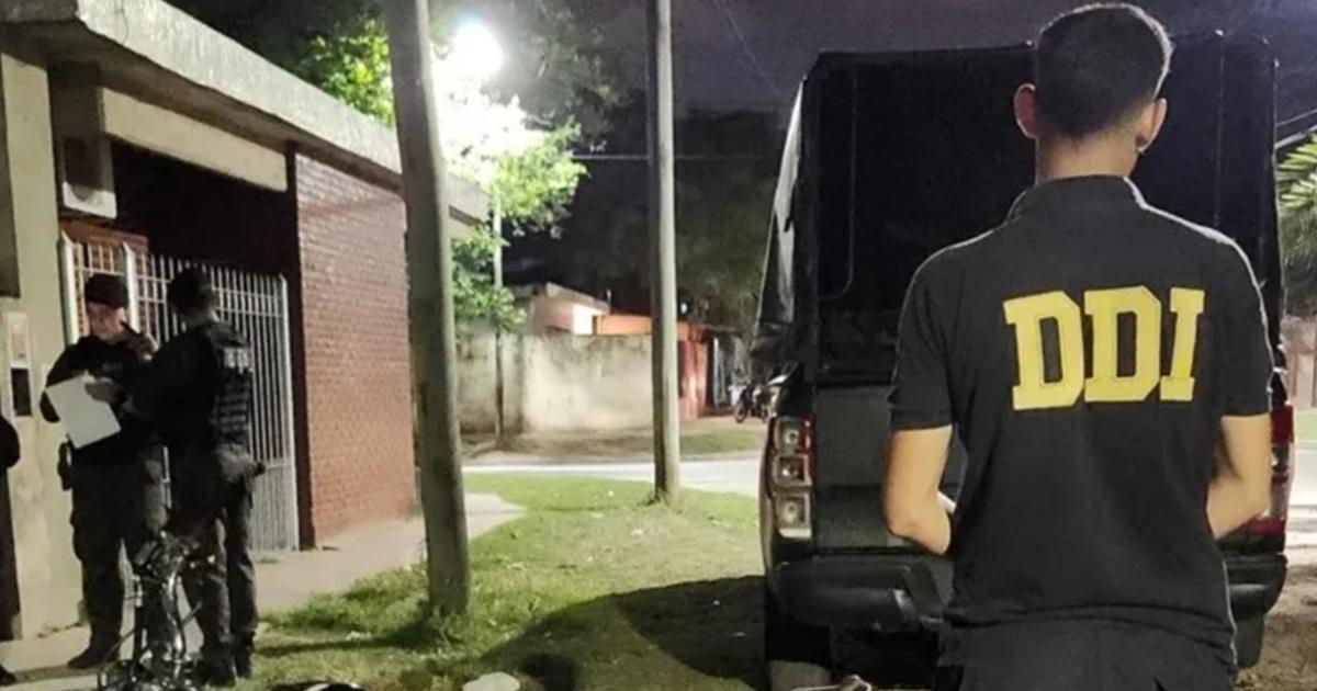 La DDI de Lomas detuvo a dos sospechosos