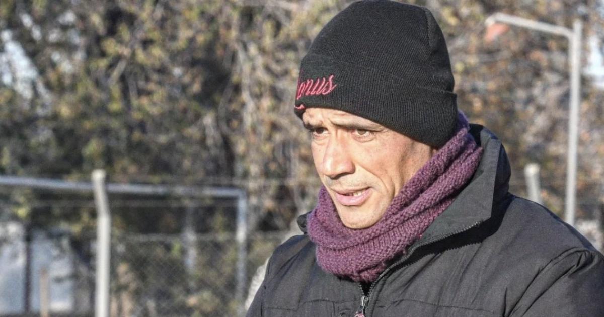 José Pepe Sand est dando sus primeros pasos en su carrera como entrenador