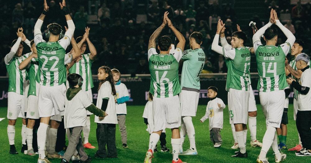 Banfield va por tres puntos valiosos ante Belgrano