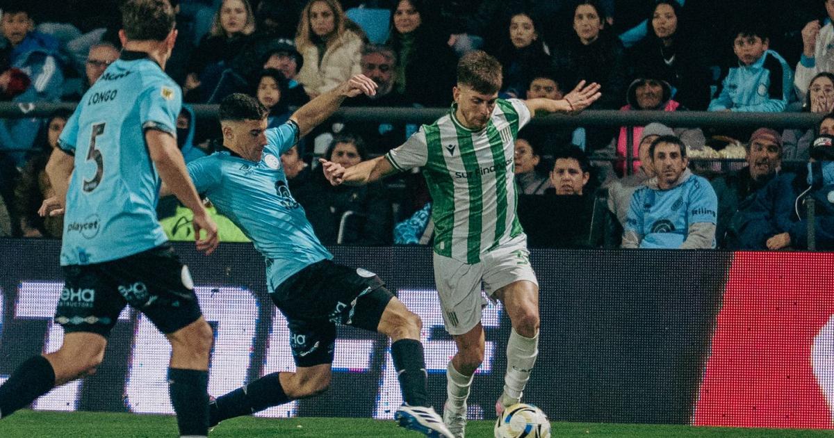 Banfield con entrega y determinación puso en aprietos a Belgrano
