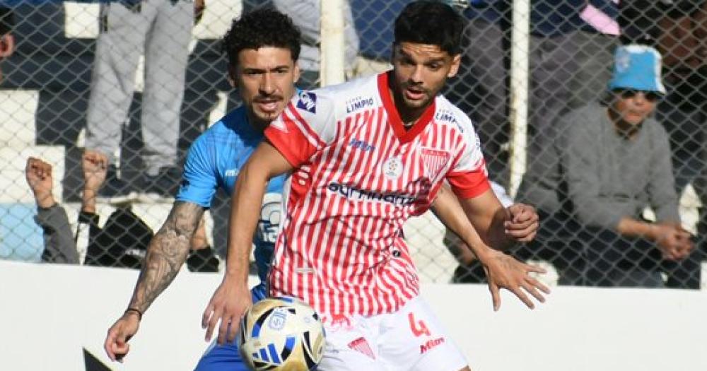 Bellone sale con la pelota