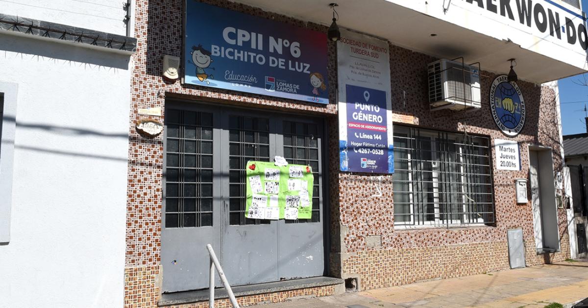 Convocatoria para participar un sbado al mes de la propuesta que brinda el espacio local