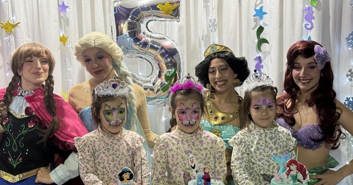 Con sus princesas preferidas