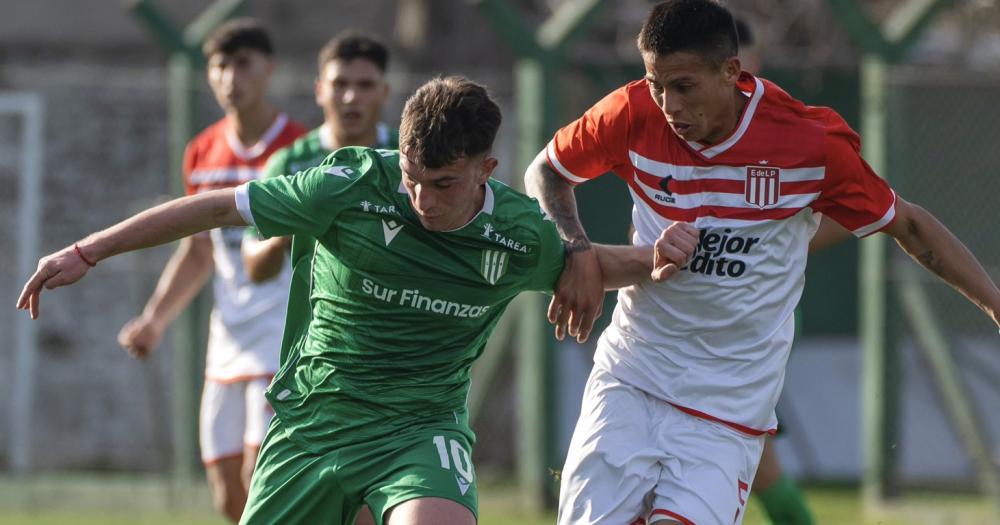 Gomez anotó el primer gol de Banfield en el actual torneo de Reserva