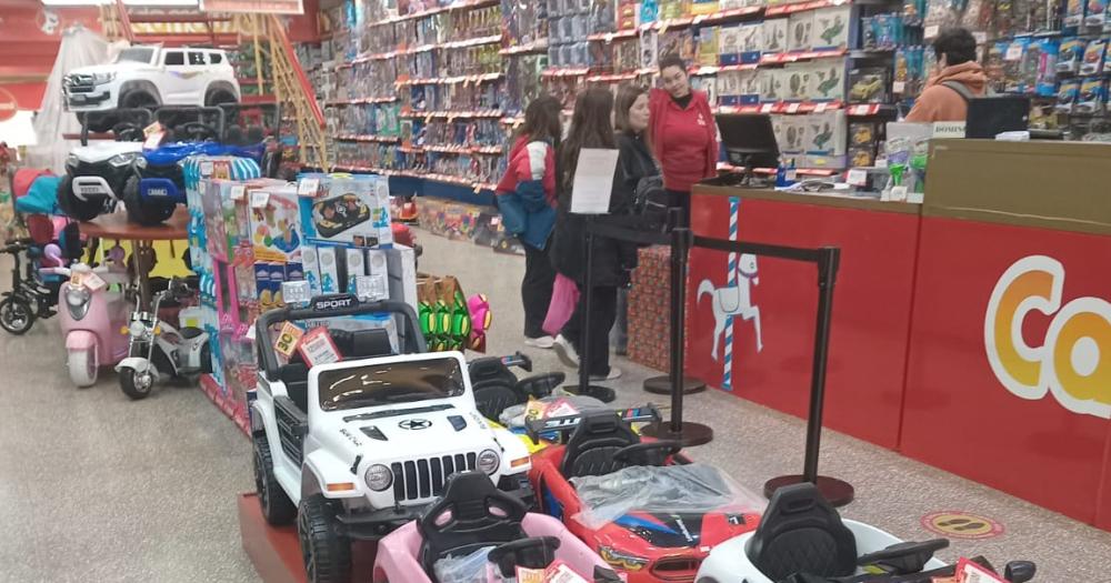 Ventas del Diacutea de la Nintildeez- 8 de cada diez juguetes son importados 