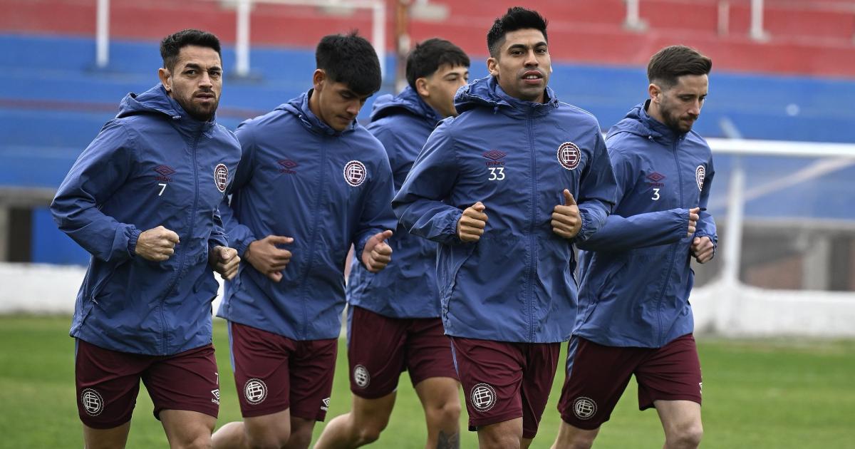 Ser el momento de Lautaro Acosta y Juan Ramírez