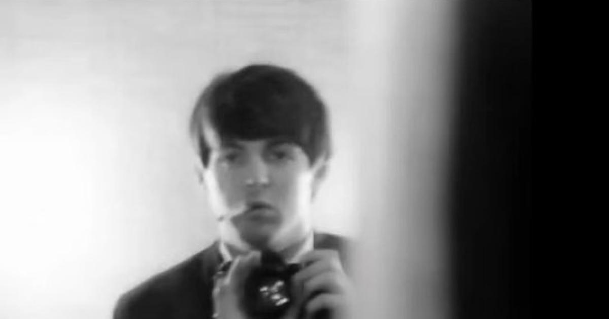 Un joven Paul con su cmara