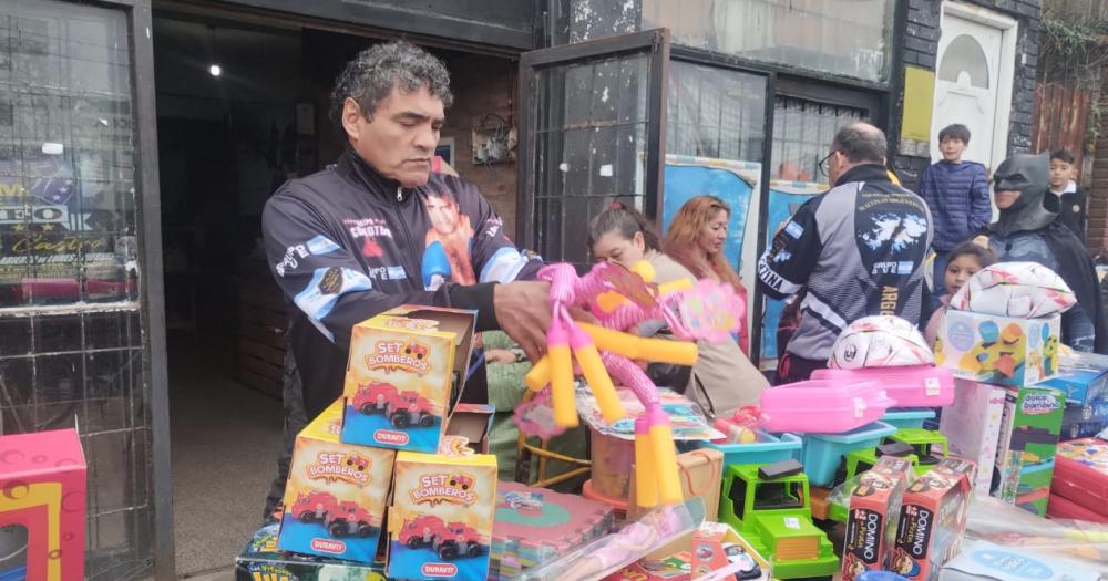 El boxeador al frente del festejo